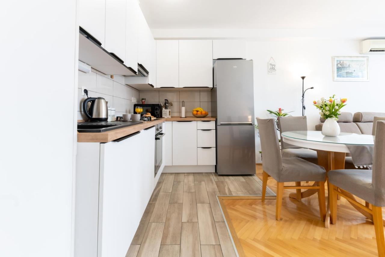 Apartments Plokite Split Bagian luar foto